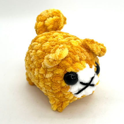 Loaf Cat-yellow tones