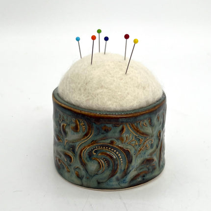 06| Pin Cushion