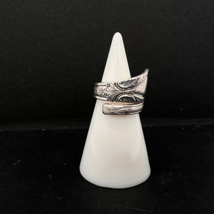 Spoon Ring Size 10 - Classic Fleur Design