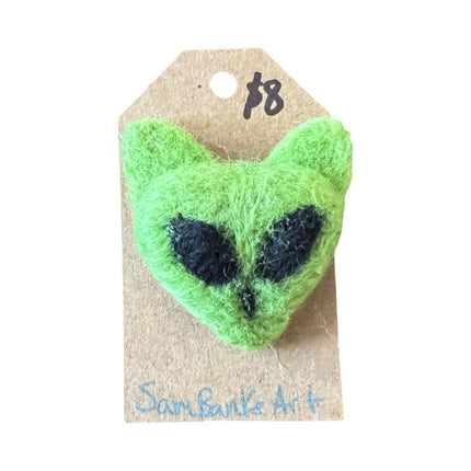 Alien Cat Pin