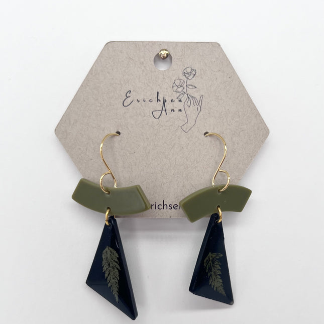 Olive Shape w/ Black Triangle