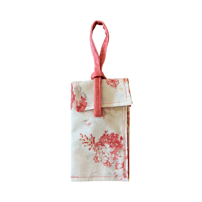 05| 3 Pocket Wrist Bag