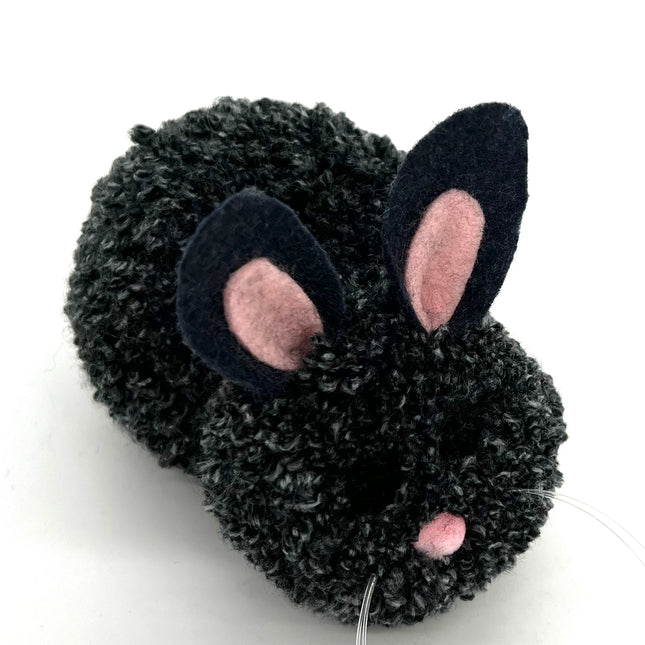 01| Pom Pom Bunny