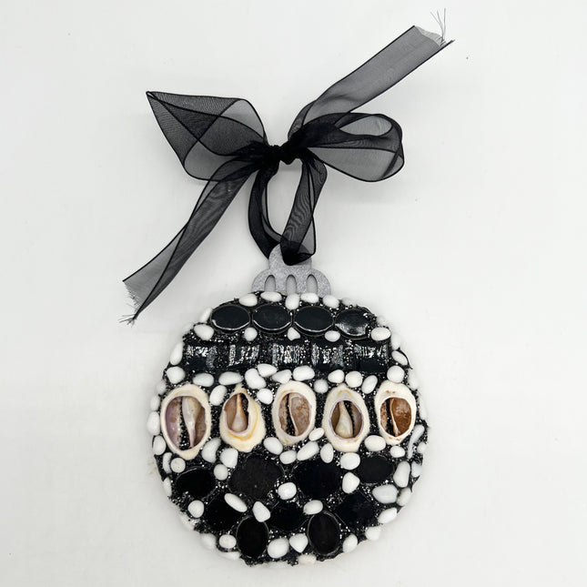 01 | Circle Ornament