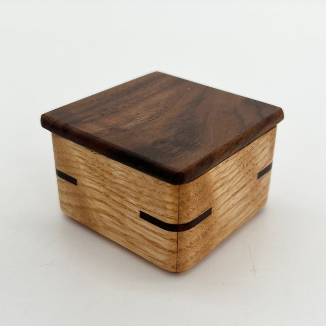 Oak Box with Walnut Lid