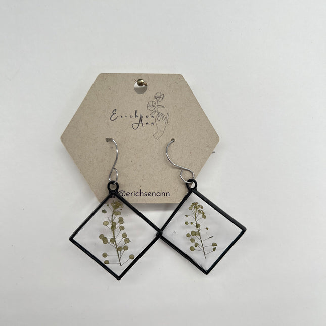 Black Framed Diamonds