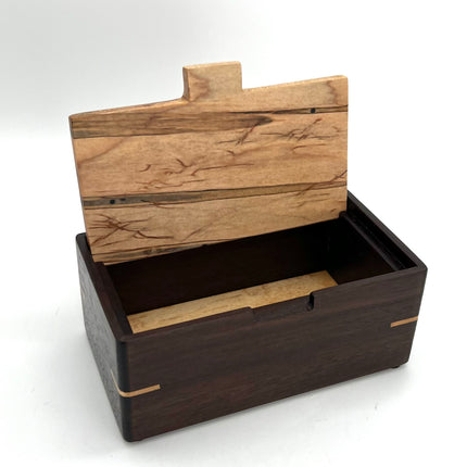 Lidded Peruivan Walnut & Ambrosia Maple Box