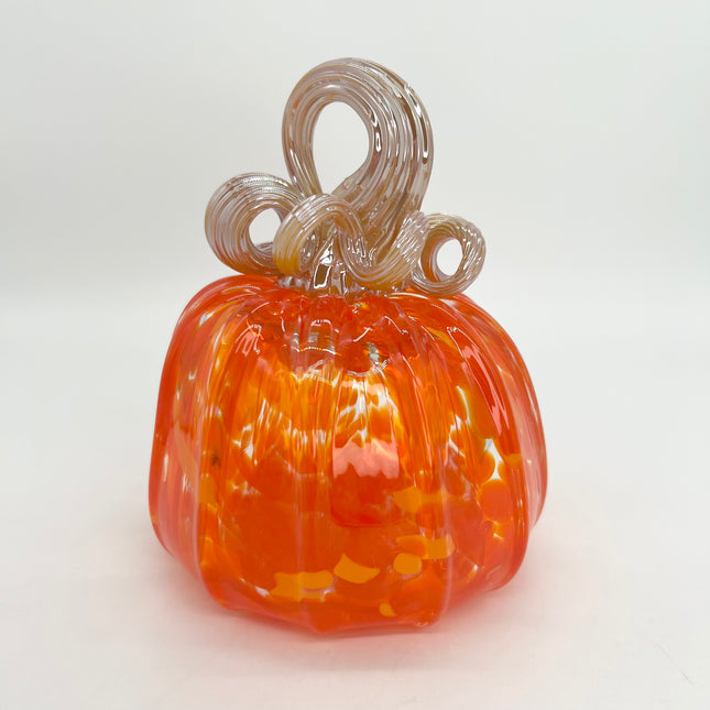 01 | Gold Stem Medium Pumpkin