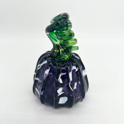 02 | Purple/Green Small Pumpkin