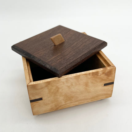 Walnut Lid with Maple Square Box
