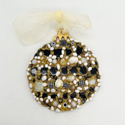 04 | Circle Ornament