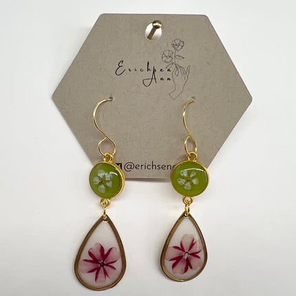 Green w/ White & Pink Flower