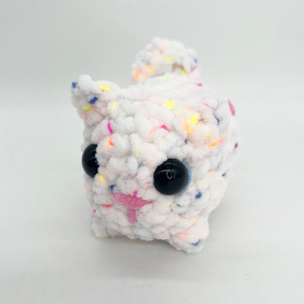 Valentine Loaf Cat - White