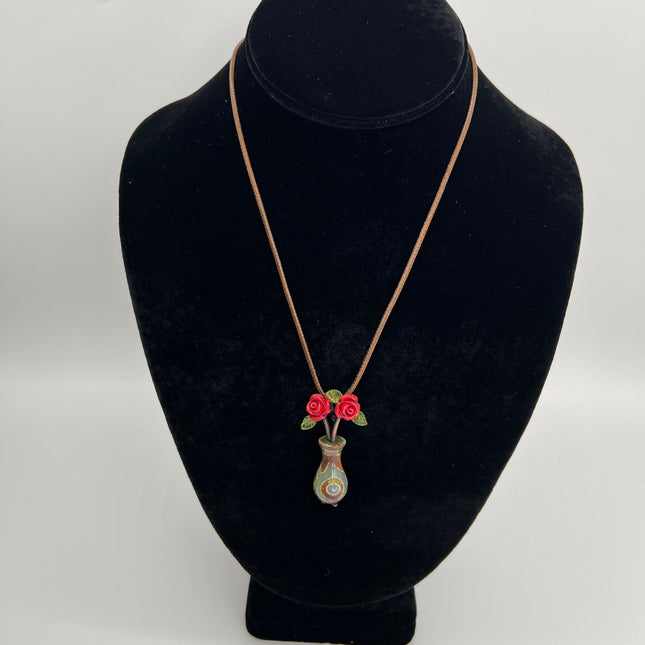 02| Flower Vase w/Rose