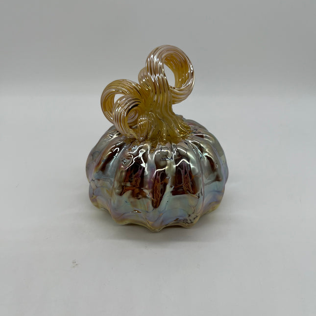 01 | Gold Cream Medium Pumpkin