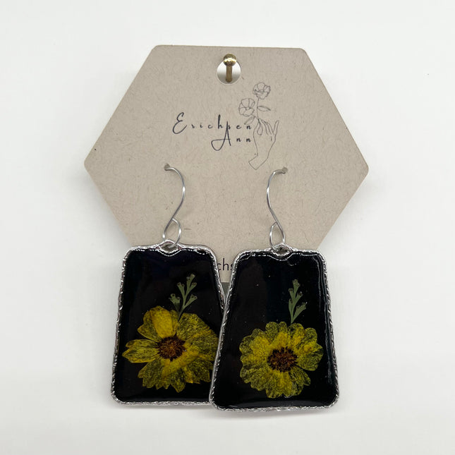 Black w/ Yellow Flower & Green