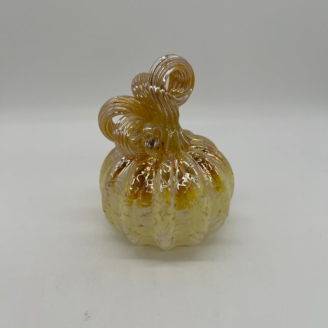 02 | Gold Cream Medium Pumpkin