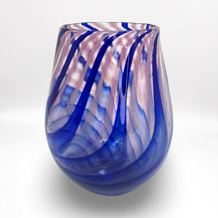 01 | Pink & Blue Wine Glass