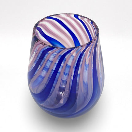 01 | Pink & Blue Wine Glass