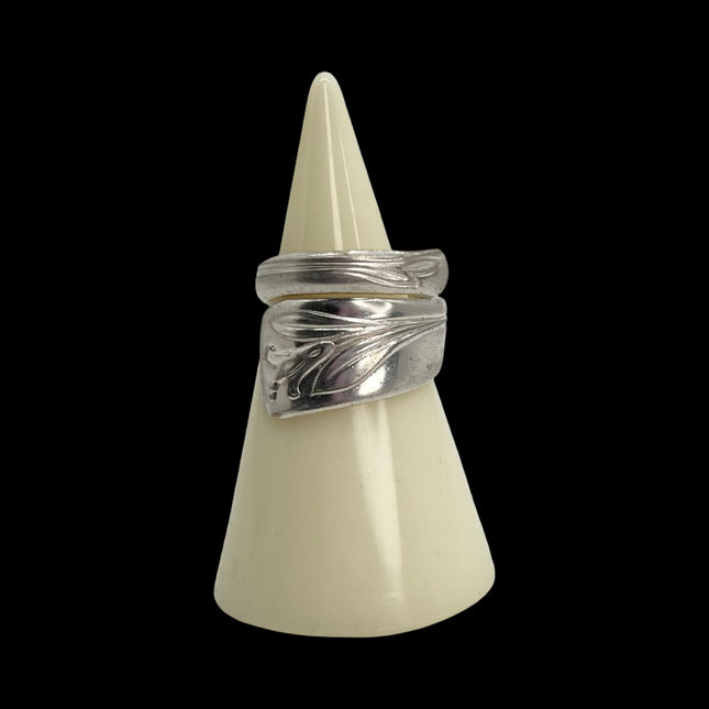 Spoon Ring Size 10 Lily