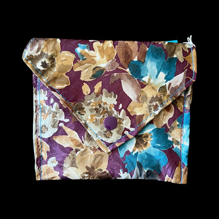 05| Two Pocket Pouch
