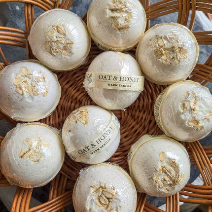 Oat and Honey | Natural Bath Bomb