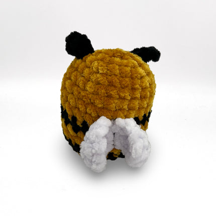 Standing Bee