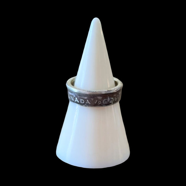 Canada 50¢ 1962 Ring - Size 10