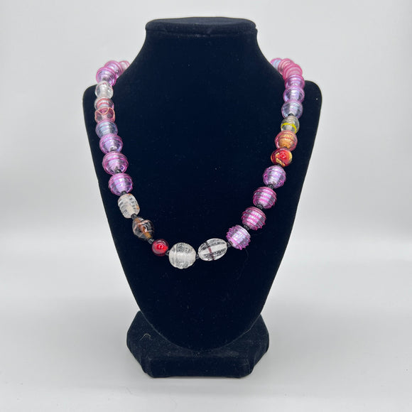 Glass Beads with Magnetic Clasp Necklace